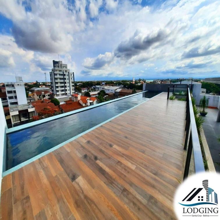Apto Moderno Con Piscina De Borde Infinito Santa Cruz de La Sierra Bagian luar foto